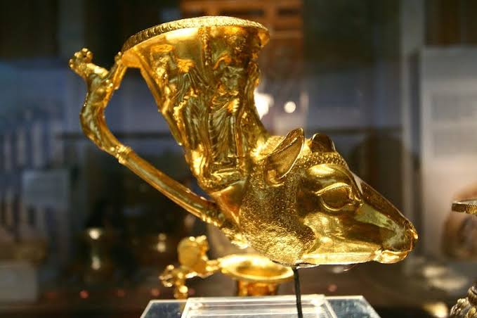 صدمة كبري لدول الخليج .. اكتشاف أثري أغلى كنز فى العالم “المصريين هيلعبوا بالفلوس والملايين لعب”