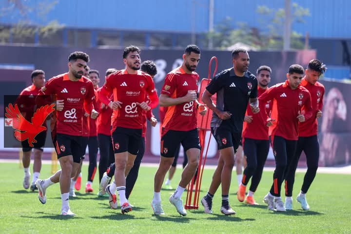 الأهلي يقرر رحيل رباعي الفريق بنهاية الموسم الجاري.. أعرف السبب