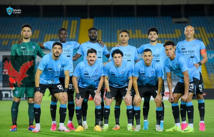 تفاصيل مفاوضات الأهلي مع مدافع غزل المحلة وثنائي فاركو