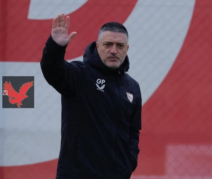 الأهلي يفاوض مدرب إشبيلية الإسباني استعدادا لكأس العالم للأندية