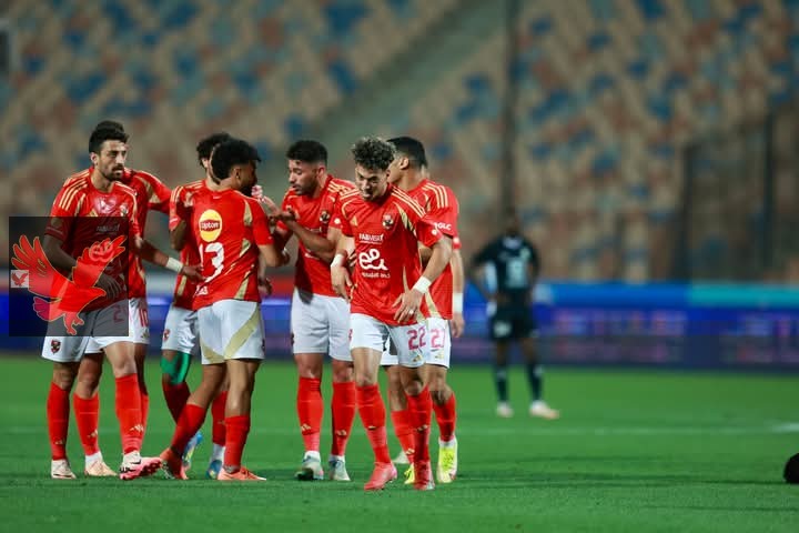 تفاصيل مفاوضات الزمالك لضم نجم الأهلي في الميركاتو الصيفي