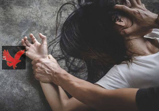 علامات الساعة ظهرت بعد الذي حدث.. بدون ذرة خجل مدرس رياضيات يفعل شئ لا يصدق مع طالبه داخل سنتر تعليمي.. شئ محرم وصادم